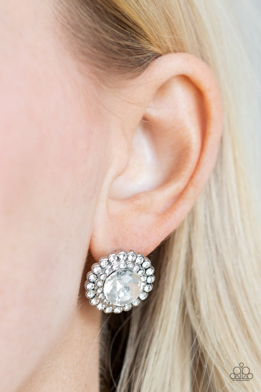 Incredibly Iconic - White - Silver Earrings - Paparazzi Accessories